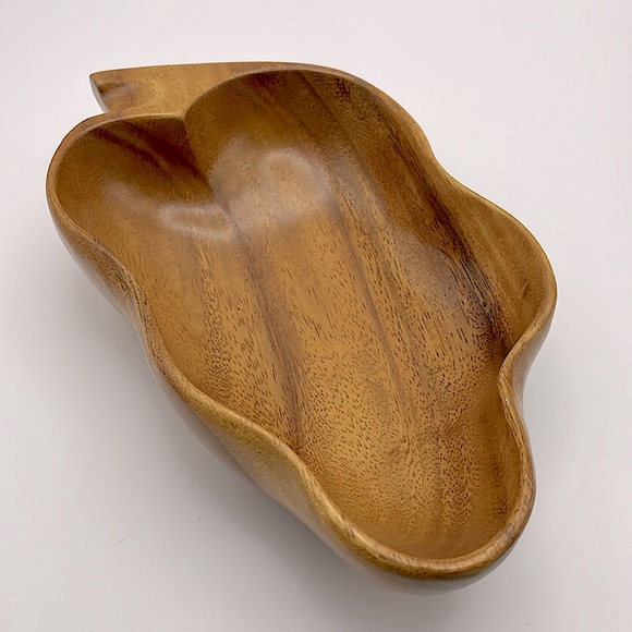 Waikiki Woods, durable, wooden, monkey pod bowls, pineapple/grape cluster - Picture 3 of 14